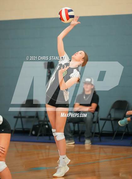 Thumbnail 3 in Fairfax vs Show Low (Wolves Classic) photogallery.