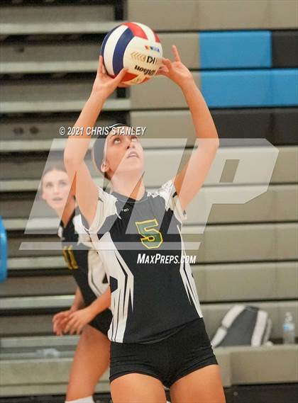 Thumbnail 2 in Fairfax vs Show Low (Wolves Classic) photogallery.