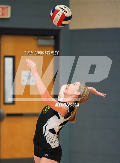 Thumbnail 3 in Fairfax vs Show Low (Wolves Classic) photogallery.