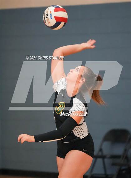 Thumbnail 2 in Fairfax vs Show Low (Wolves Classic) photogallery.