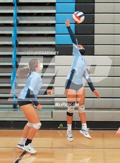Thumbnail 1 in Fairfax vs Show Low (Wolves Classic) photogallery.