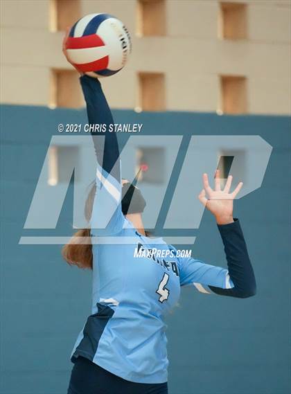 Thumbnail 2 in Fairfax vs Show Low (Wolves Classic) photogallery.