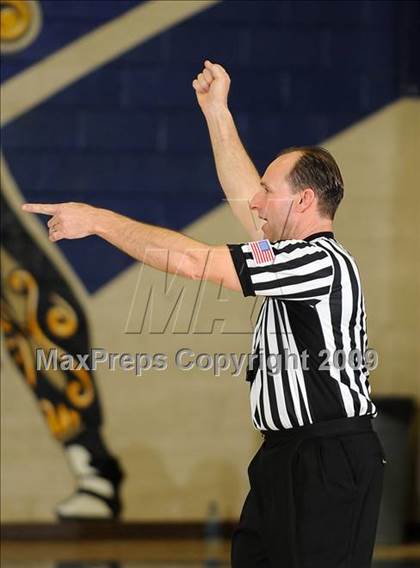 Thumbnail 3 in McClatchy vs. Elk Grove (Trojan Toss-Up) photogallery.