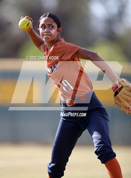 Thumbnail 1 in Cienega @ Canyon del Oro photogallery.