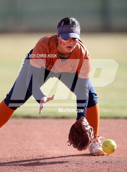 Thumbnail 2 in Cienega @ Canyon del Oro photogallery.