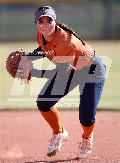 Thumbnail 2 in Cienega @ Canyon del Oro photogallery.