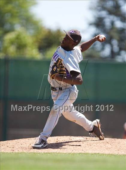 Thumbnail 3 in Franklin vs. St. Mary's (CIF SJS D1 Final - Game 2) photogallery.