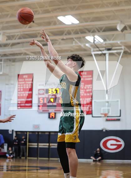 Thumbnail 2 in Lakeland @ Rye (NYSPHSAA Section 1 Class AA Second Round) photogallery.