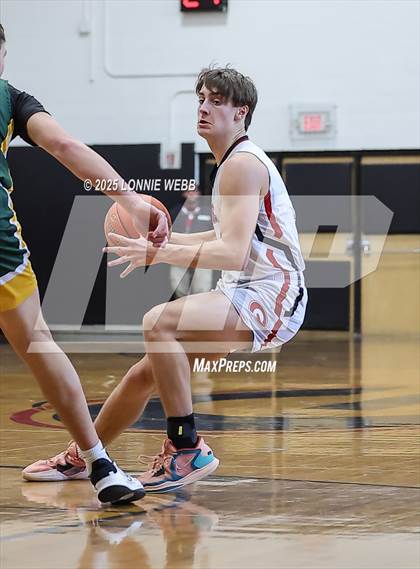 Thumbnail 1 in Lakeland @ Rye (NYSPHSAA Section 1 Class AA Second Round) photogallery.