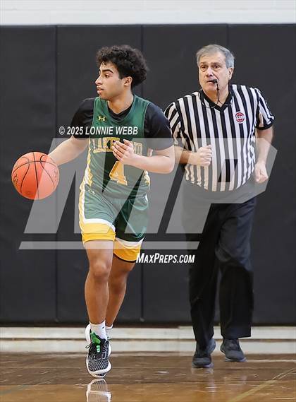 Thumbnail 3 in Lakeland @ Rye (NYSPHSAA Section 1 Class AA Second Round) photogallery.