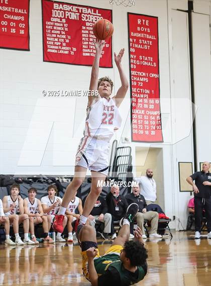 Thumbnail 1 in Lakeland @ Rye (NYSPHSAA Section 1 Class AA Second Round) photogallery.