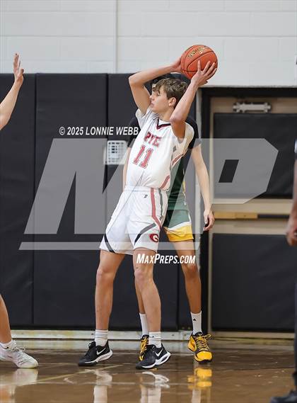 Thumbnail 3 in Lakeland @ Rye (NYSPHSAA Section 1 Class AA Second Round) photogallery.