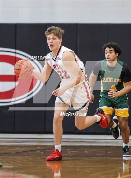 Thumbnail 2 in Lakeland @ Rye (NYSPHSAA Section 1 Class AA Second Round) photogallery.