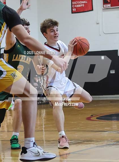 Thumbnail 3 in Lakeland @ Rye (NYSPHSAA Section 1 Class AA Second Round) photogallery.