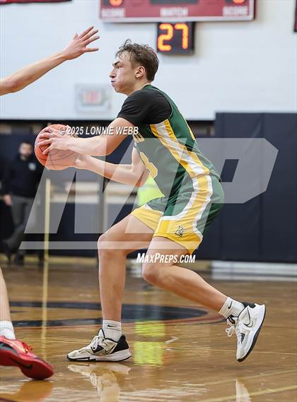 Thumbnail 1 in Lakeland @ Rye (NYSPHSAA Section 1 Class AA Second Round) photogallery.