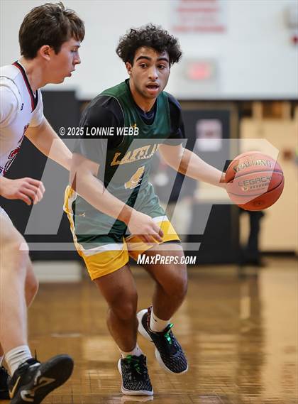 Thumbnail 2 in Lakeland @ Rye (NYSPHSAA Section 1 Class AA Second Round) photogallery.