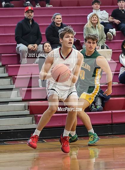 Thumbnail 2 in Lakeland @ Rye (NYSPHSAA Section 1 Class AA Second Round) photogallery.