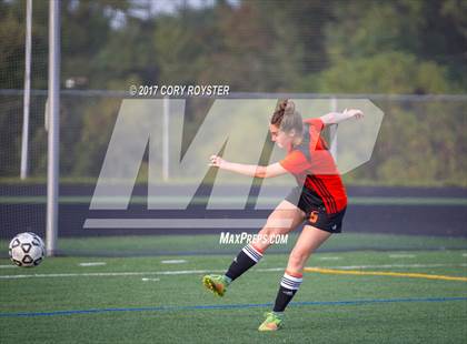 Thumbnail 3 in Oakland Mills @ Atholton photogallery.