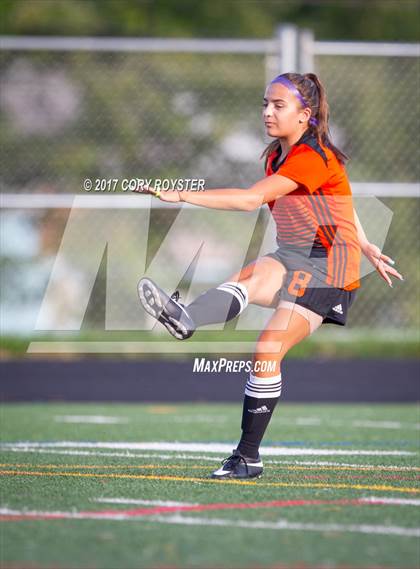 Thumbnail 1 in Oakland Mills @ Atholton photogallery.