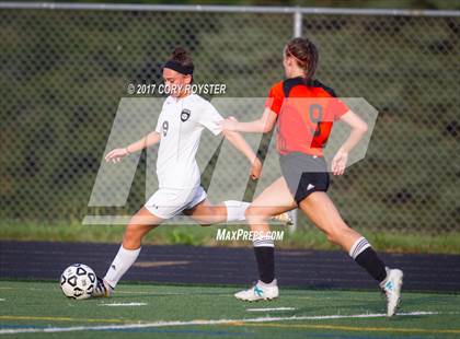 Thumbnail 2 in Oakland Mills @ Atholton photogallery.