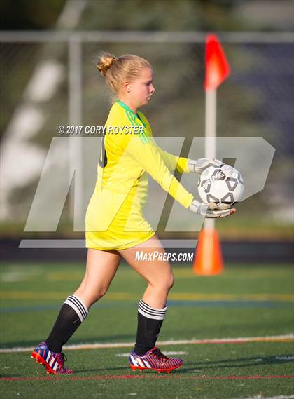 Thumbnail 2 in Oakland Mills @ Atholton photogallery.