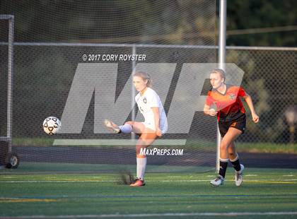 Thumbnail 1 in Oakland Mills @ Atholton photogallery.
