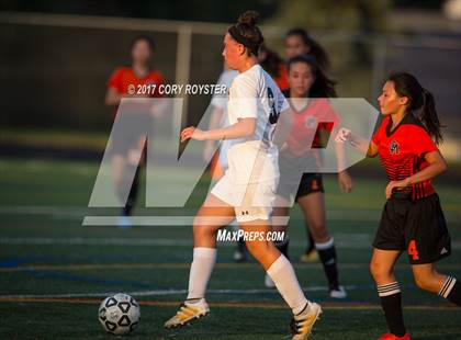 Thumbnail 2 in Oakland Mills @ Atholton photogallery.
