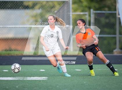 Thumbnail 3 in Oakland Mills @ Atholton photogallery.