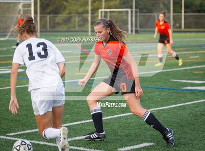 Thumbnail 2 in Oakland Mills @ Atholton photogallery.