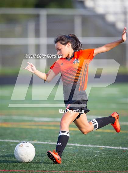 Thumbnail 1 in Oakland Mills @ Atholton photogallery.