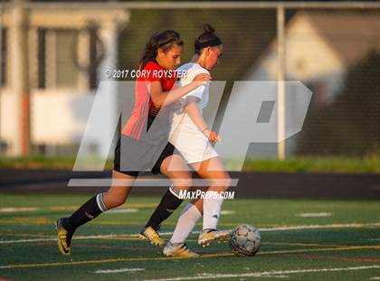 Thumbnail 1 in Oakland Mills @ Atholton photogallery.