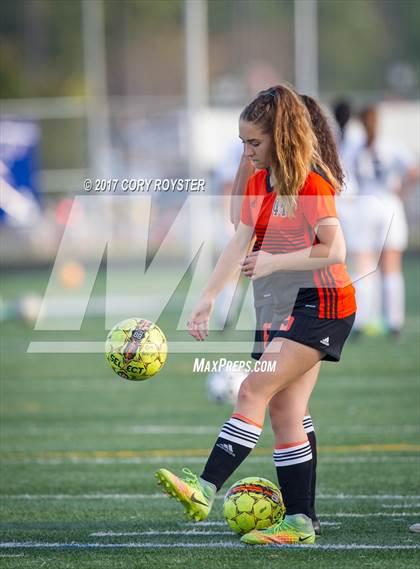 Thumbnail 3 in Oakland Mills @ Atholton photogallery.