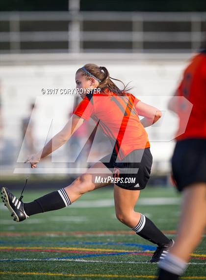 Thumbnail 3 in Oakland Mills @ Atholton photogallery.