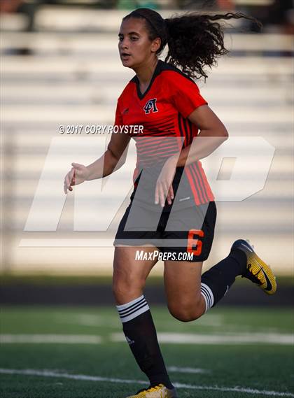 Thumbnail 3 in Oakland Mills @ Atholton photogallery.
