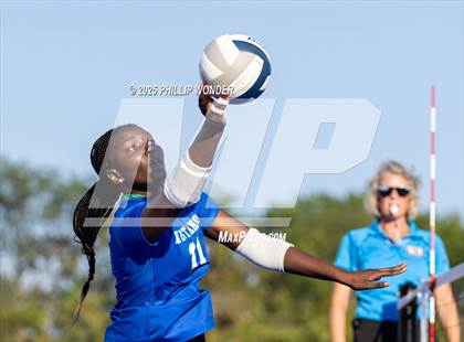 Thumbnail 2 in Millard North vs Millard South (Battle at Buell) photogallery.
