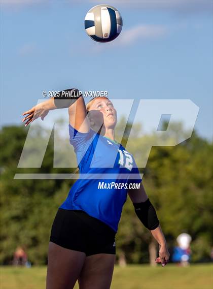 Thumbnail 2 in Millard North vs Millard South (Battle at Buell) photogallery.