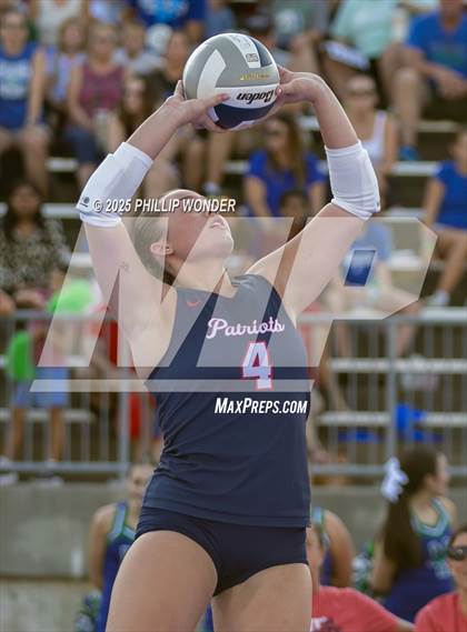 Thumbnail 3 in Millard North vs Millard South (Battle at Buell) photogallery.