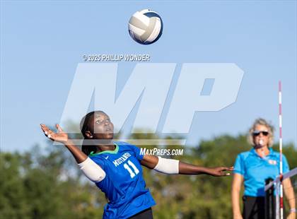 Thumbnail 1 in Millard North vs Millard South (Battle at Buell) photogallery.