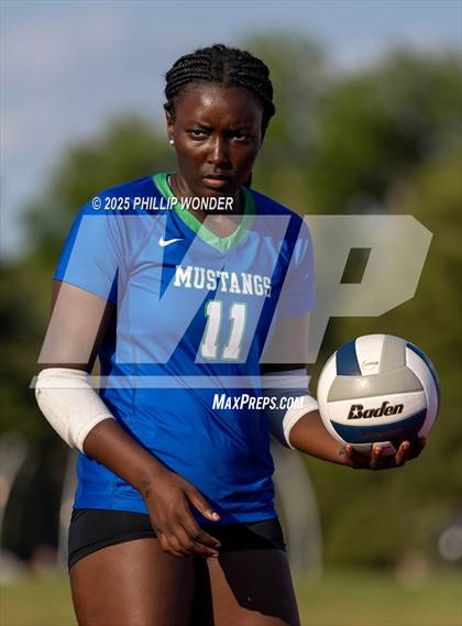 Thumbnail 3 in Millard North vs Millard South (Battle at Buell) photogallery.