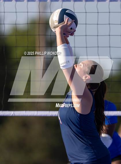 Thumbnail 2 in Millard North vs Millard South (Battle at Buell) photogallery.