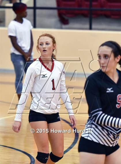 Thumbnail 2 in Weatherford vs Lorena (EMS-ISD Tournament) photogallery.