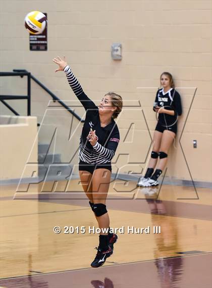 Thumbnail 3 in Weatherford vs Lorena (EMS-ISD Tournament) photogallery.