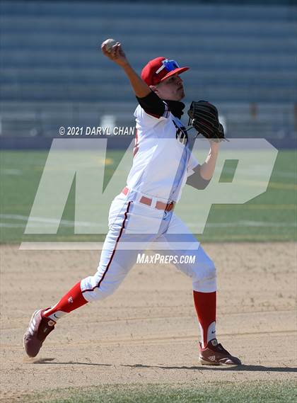 Thumbnail 2 in Garfield @ Torres photogallery.
