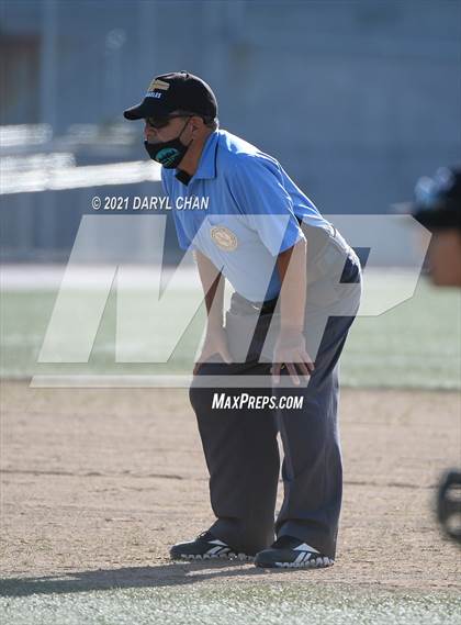 Thumbnail 1 in Garfield @ Torres photogallery.