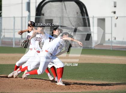 Thumbnail 1 in Garfield @ Torres photogallery.
