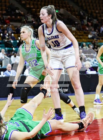 Thumbnail 1 in Doherty vs Highlands Ranch (CHSAA 5A Great 8) photogallery.
