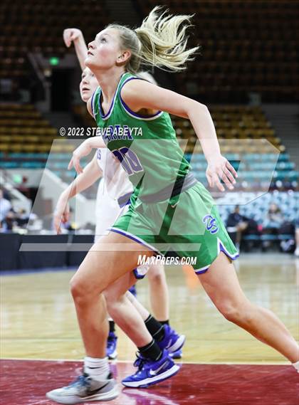 Thumbnail 2 in Doherty vs Highlands Ranch (CHSAA 5A Great 8) photogallery.