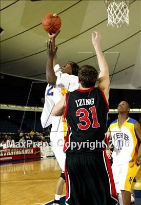 Thumbnail 2 in Verbum Dei vs. Orange Lutheran (Nike Extravaganza) photogallery.