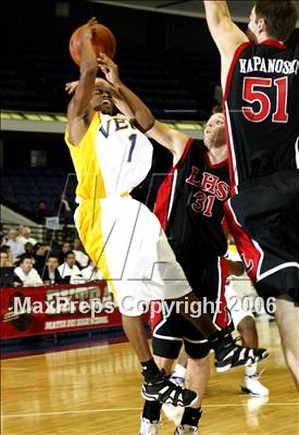 Thumbnail 3 in Verbum Dei vs. Orange Lutheran (Nike Extravaganza) photogallery.