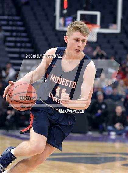 Thumbnail 2 in Modesto Christian vs. Sheldon (CIF SJS D1 Final) photogallery.